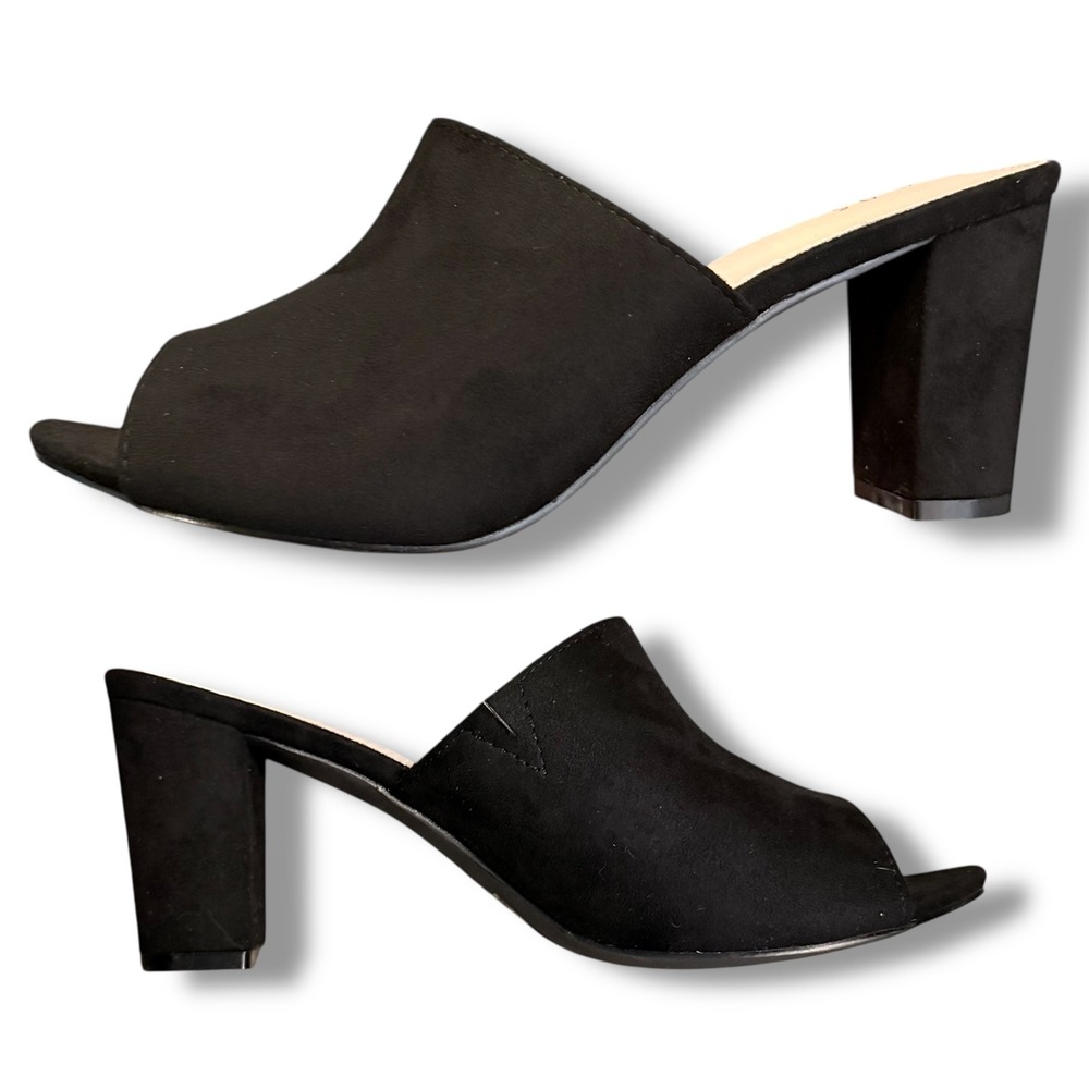NIB Perphy Black Faux Suede Peep Toe Chunky Heel Mules Slip On Women's Size 9.5